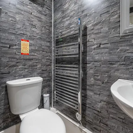 1 Bed In Oc-lr155 *